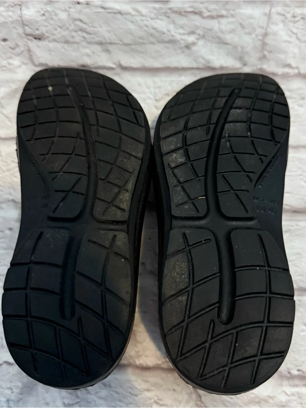 OOFOS OOcandoo Recovery Sandal, Black - Women’s Size 9 Men’s Size 7